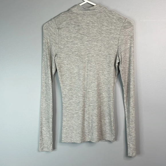 HOLLISTER NWT Ribbed Choker Neck Shirt Grey  Cutout Bodycon Viscose Stretch M - Picture 5 of 10